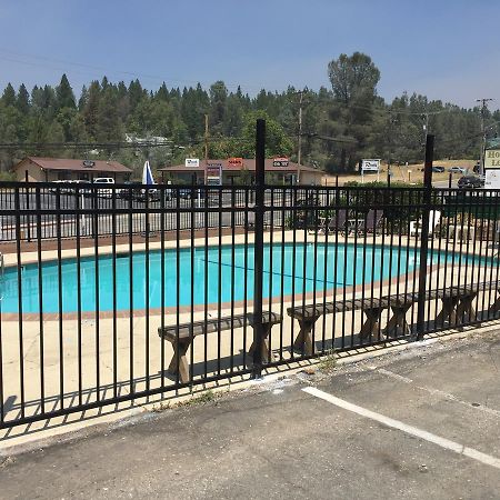 גראס ואלי Holiday Lodge מראה חיצוני תמונה