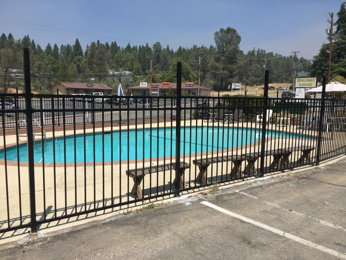גראס ואלי Holiday Lodge מראה חיצוני תמונה