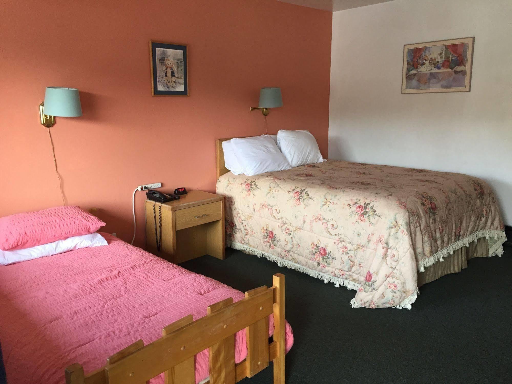 גראס ואלי Holiday Lodge מראה חיצוני תמונה